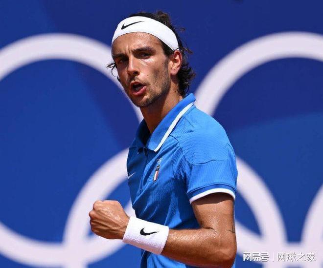 女篮老将黄 女篮老将黄